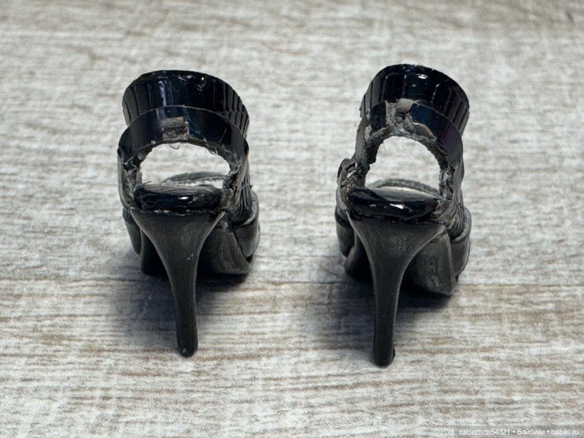 Украшения и обувь Chrome Noir Erin Salston Integrity Toys (фото 5)