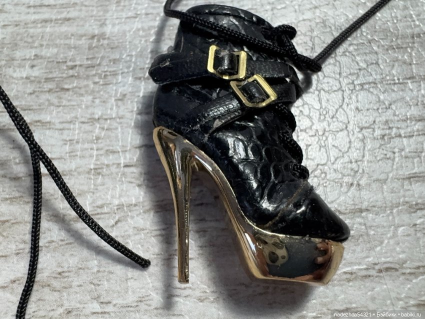 Украшения и обувь Voltage Erin S. Dressed Doll Integrity Toys (фото 5)