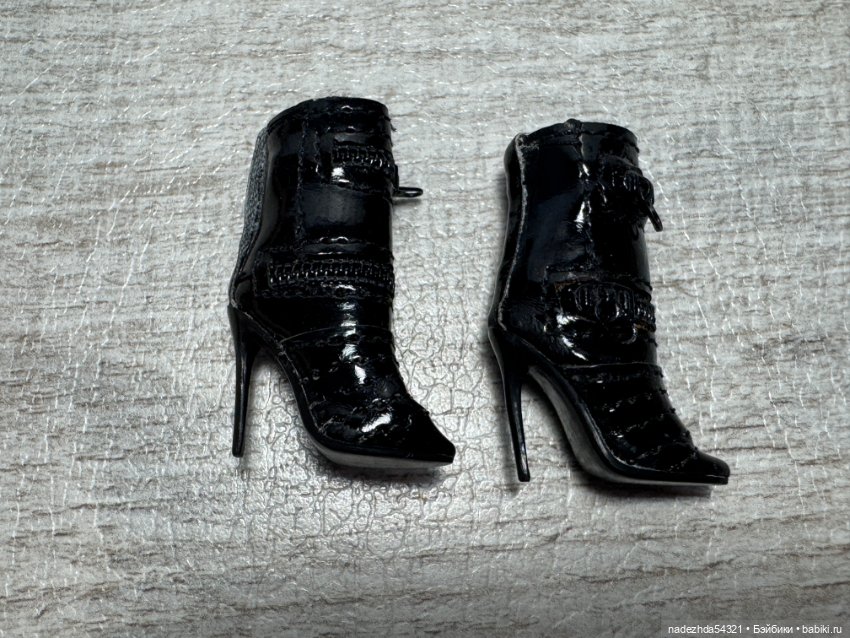 Украшения и обувь Full Speed Erin S. Integrity Toys (фото 4)