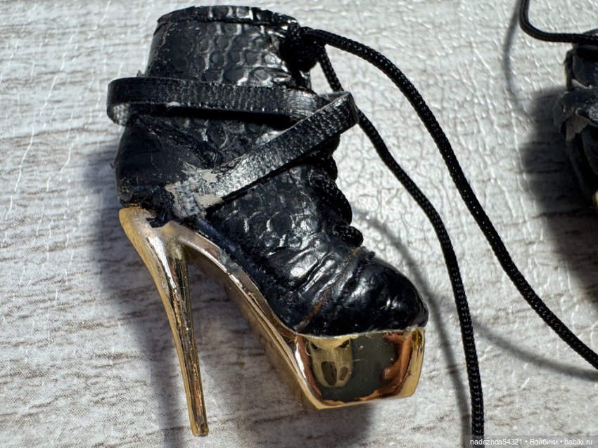 Украшения и обувь Voltage Erin S. Dressed Doll Integrity Toys (фото 4)