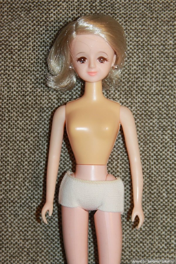 Бабушка Ликки со стороны отца (Милен Мирамонд) компании Такара (фото 8)