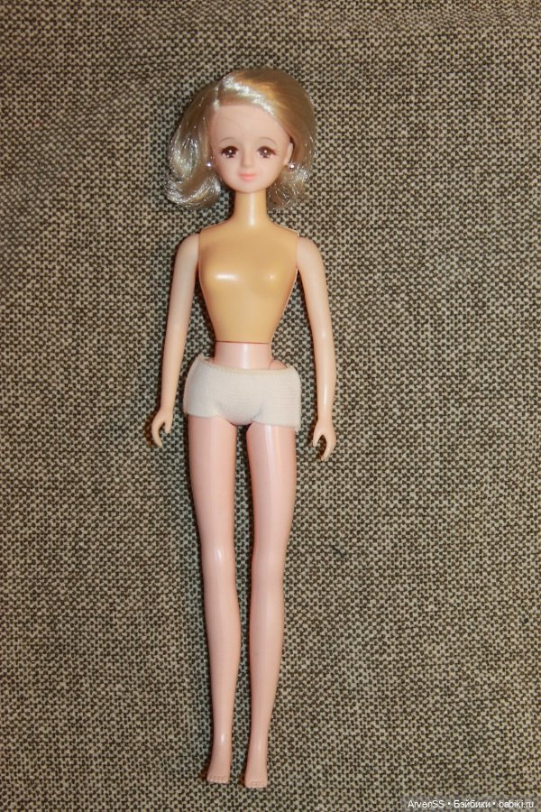 Бабушка Ликки со стороны отца (Милен Мирамонд) компании Такара (фото 9)