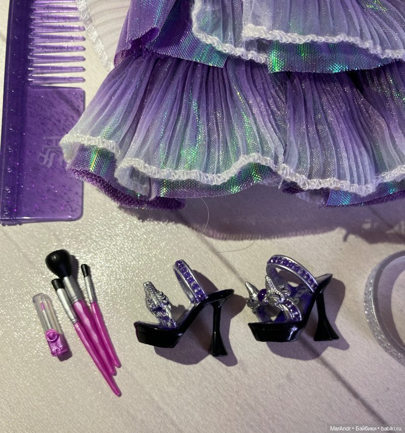 Аутфит от куклы Rainbow High Моник (фото 3)