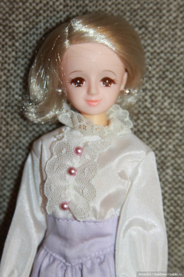 Бабушка Ликки со стороны отца (Милен Мирамонд) компании Такара (фото 6)