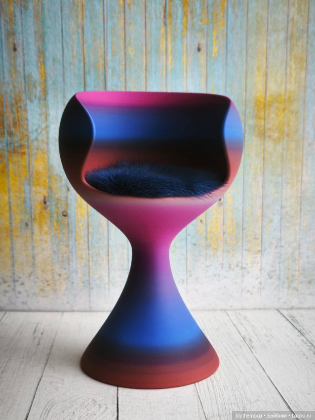 Стул для фотосессий для куклы ростом до 35 см (фото 2)