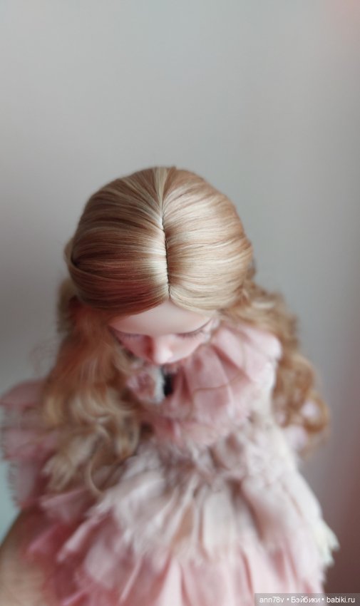 Парик из козочки для девочек Лосевой, Добряковой, Петровой, Татарниковой и им подобным (фото 3)