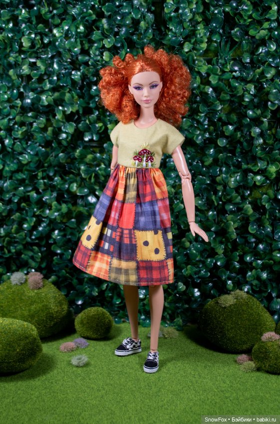 Платье "Мухоморы" с вышивкой для Barbie (стандарт,высокая),bjd (фото 2)