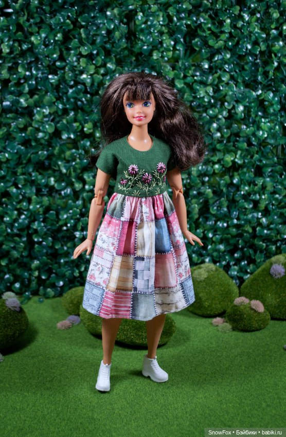 Платье "Цветочки" с вышивкой для Barbie (пышка),bjd (фото 2)