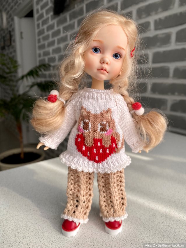 Ажурный костюм с котиком — Одежда для кукол