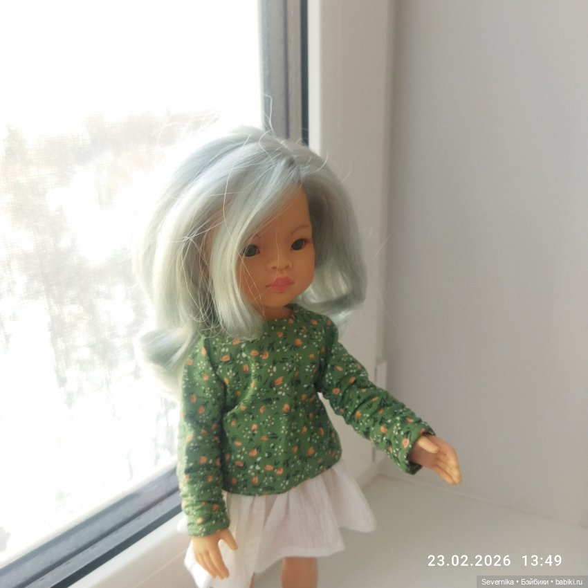 Лиу с мятными волосами, очень красивая (фото 3)