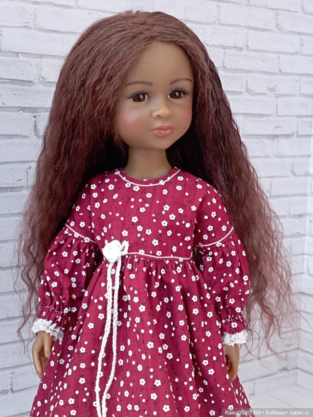 Платье для кукол Руби Ред 37см (фото 5)