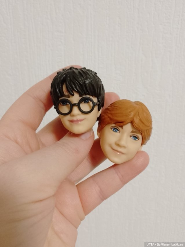 Головы Гарри и Рона лотом