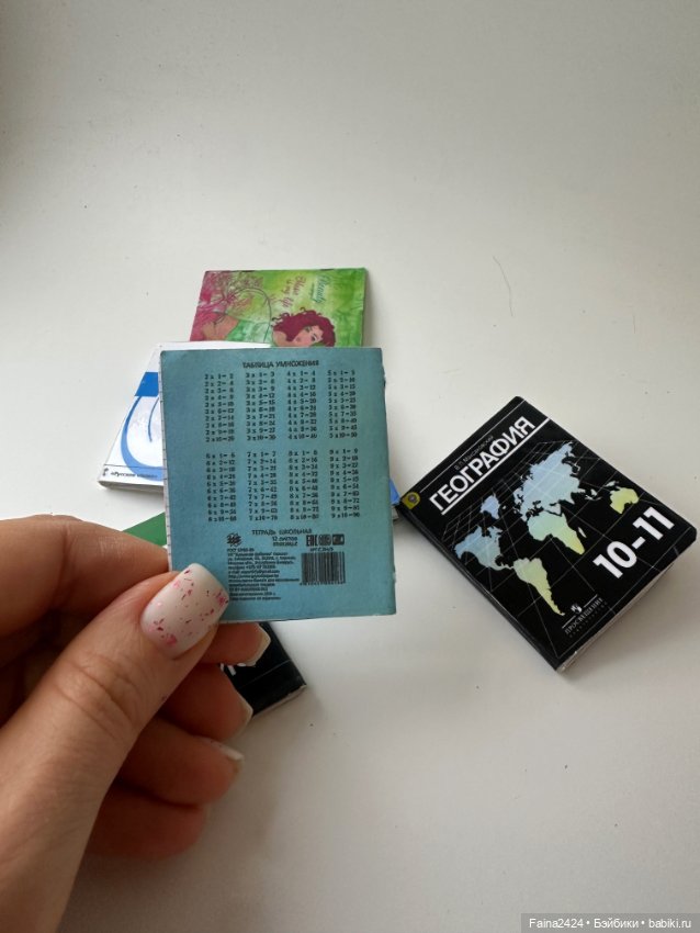 Книги учебники и тетради для кукол (фото 2)