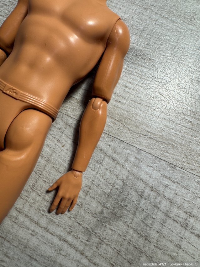 Тело Кена Райана Гослинга по фильму "Барби" (в розовой толстовке) (3) (фото 4)