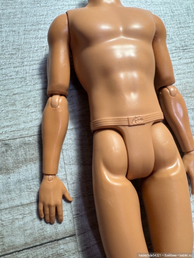 Тело Кена Райана Гослинга по фильму "Барби" (в розовой толстовке) (3) (фото 5)