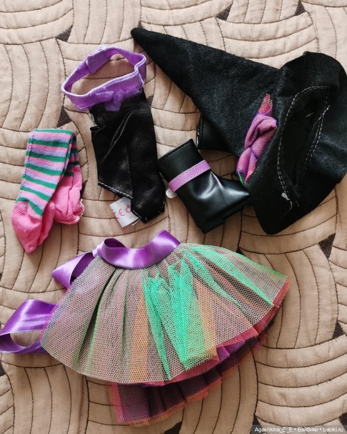 Аутфиты для кукол Paola Reina