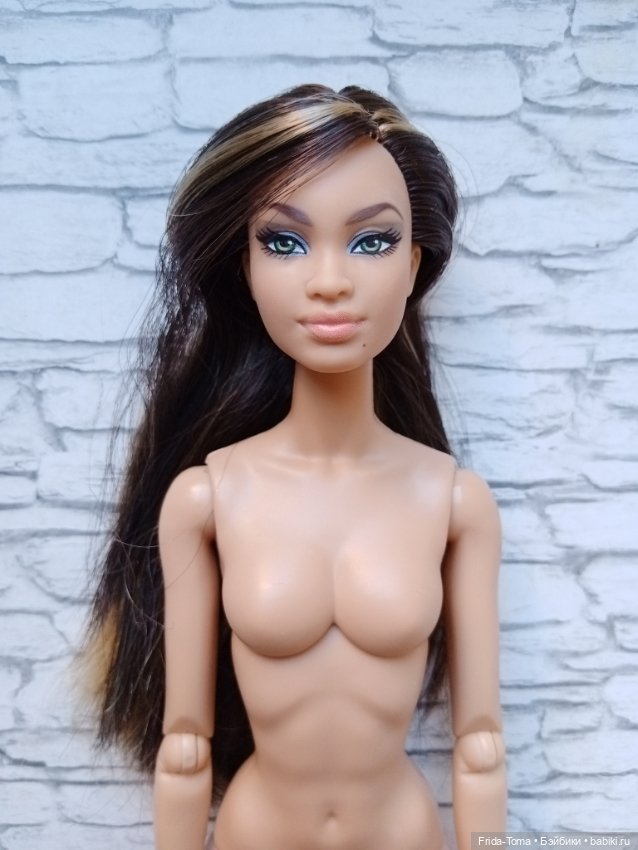 Голова барби Мбили Ооак Barbie