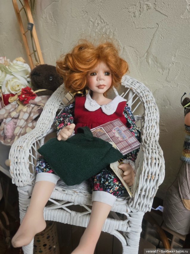 Очаровательная проказница Lindi от Sandy McAslan и Camelot