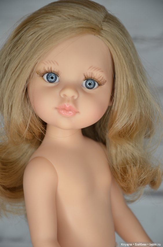 Карла с вьющимися волосами от Паола Рейна, 2024 год (фото 6)