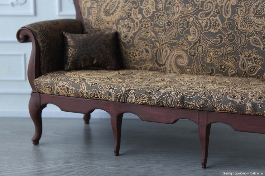 Диван для кукол — Кукольная мебель (фото 2)