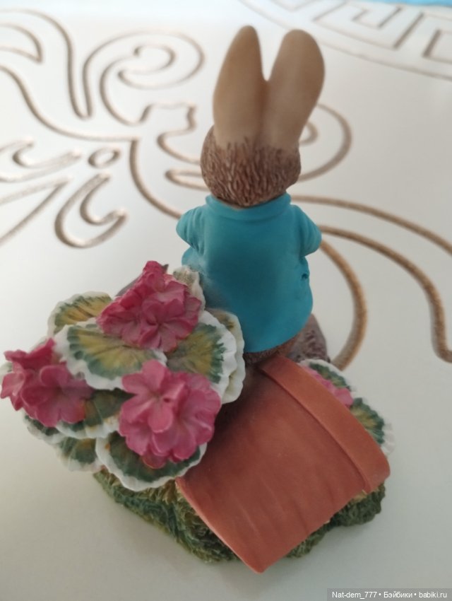 Продам чудесные статуэтки по произведению Беатрис Поттер "Кролик Питер" (фото 7)