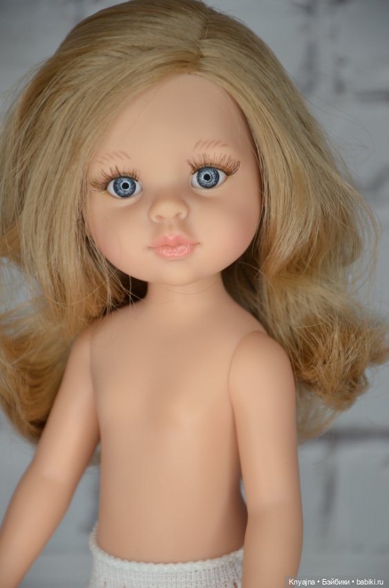 Карла с вьющимися волосами от Паола Рейна, 2024 год (фото 4)