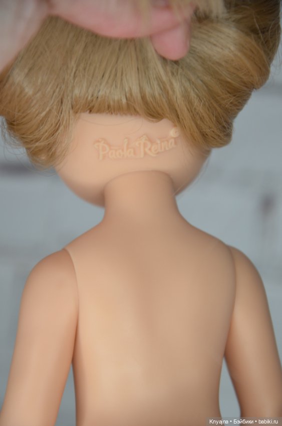 Карла с вьющимися волосами от Паола Рейна, 2024 год (фото 7)