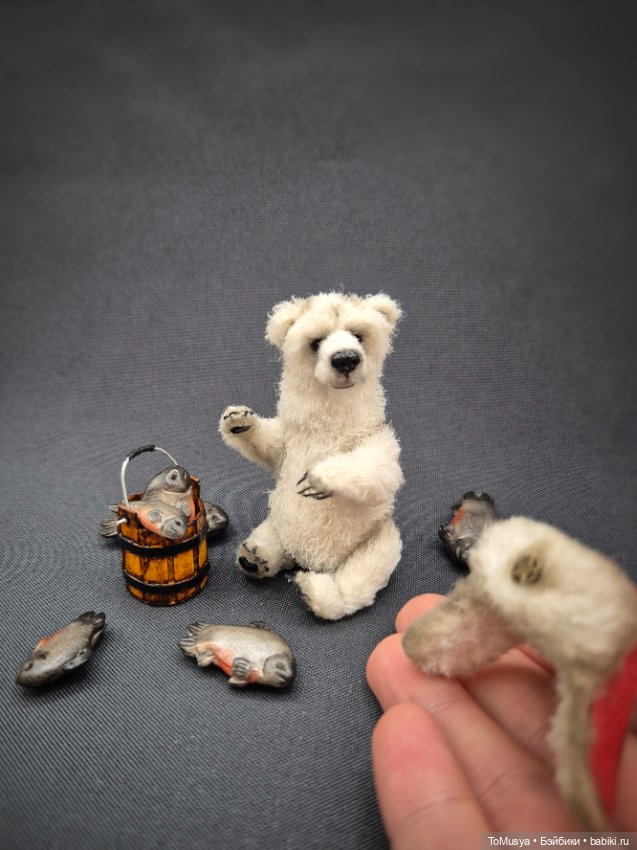 Вязаный полярный медведь Егорка (фото 3)