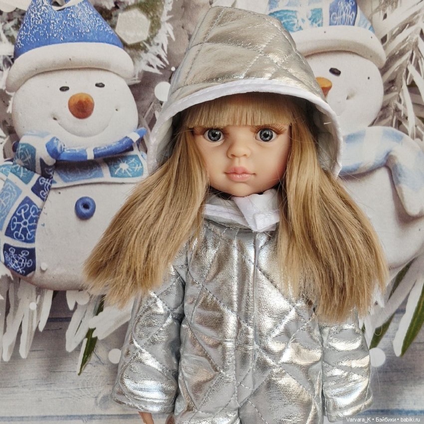 Комплект с комбинезоном для куклы "Подружка" Paola Reina, 32 см (фото 6)