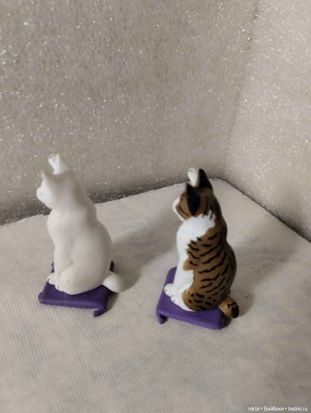 Пара котиков. Литая резина (фото 2)