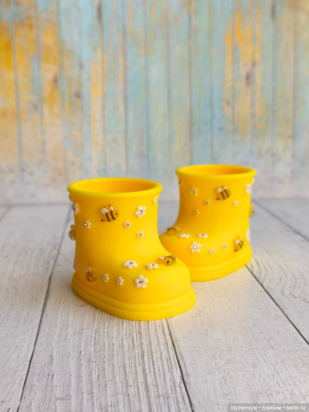 Пластиковые сапоги для куклы Nines D'Onil MIA (Мия) 30 см (фото 7)