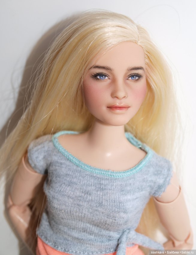 Барби ООАК Дейнерис Таргариен (Эмилия Кларк)