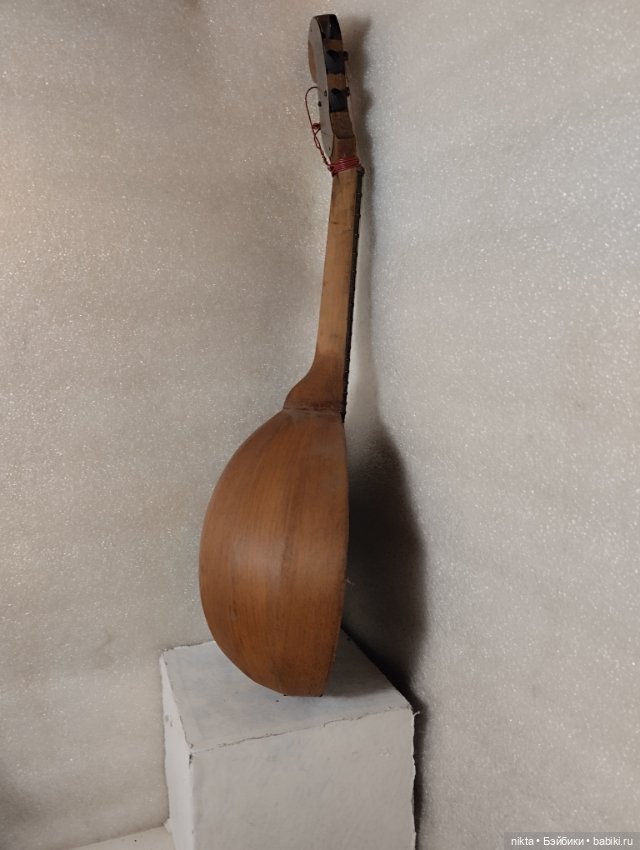 Маленькая домра для больших кукол (фото 3)