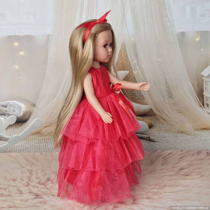 Кукла Llorens в красном бальном платье, прямые светлые волосы, ореховые глаза, 31 см (фото 7)