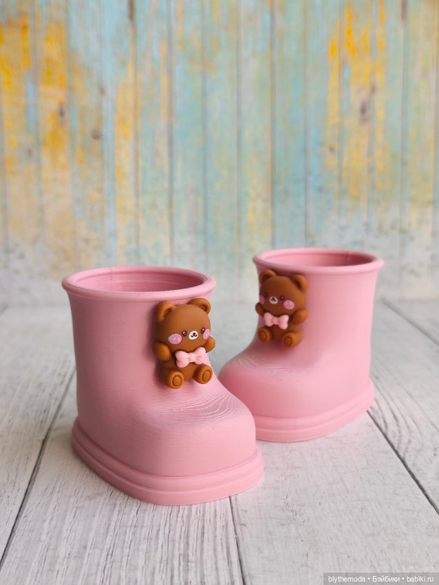 Пластиковые сапоги для куклы Nines D'Onil MIA (Мия) 30 см