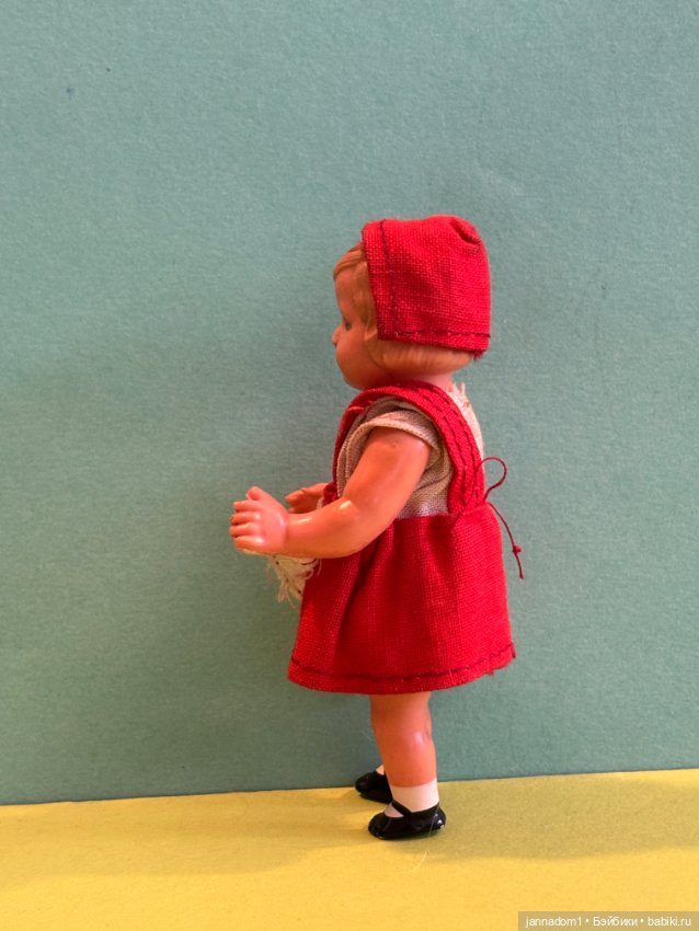 Целлулоидная куколка Minerva Красная Шапочка, высота 9 см (фото 4)