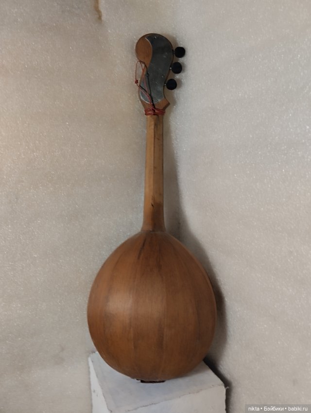 Маленькая домра для больших кукол (фото 4)