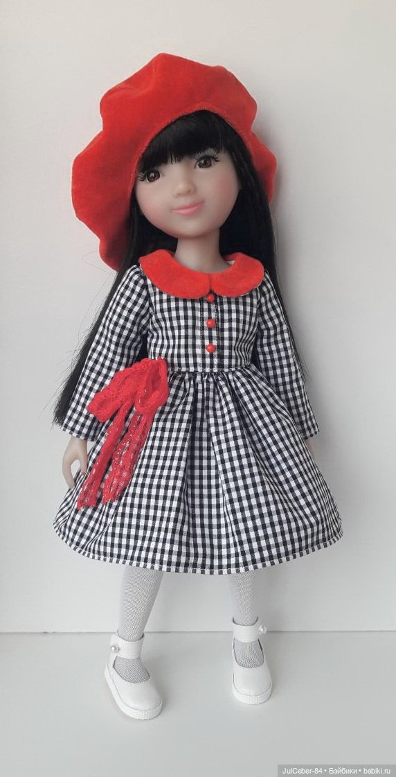 Платья для куколок Ruby Red 37cм (фото 2)
