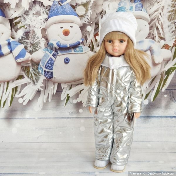 Комплект с комбинезоном для куклы "Подружка" Paola Reina, 32 см (фото 2)
