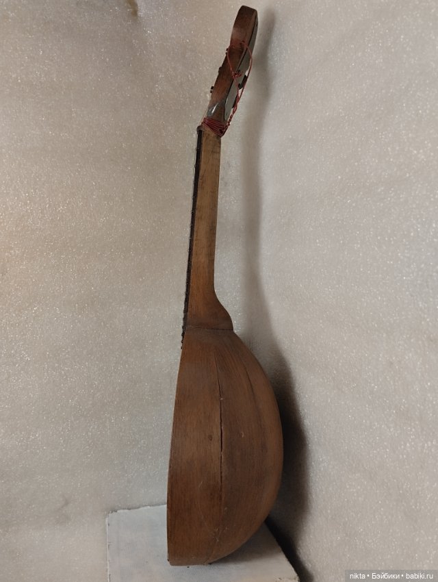 Маленькая домра для больших кукол (фото 5)