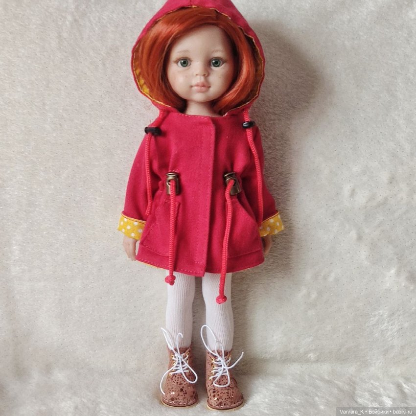 Куртка - парка красно/желтая для куклы Paola Reina, 32 см (фото 7)