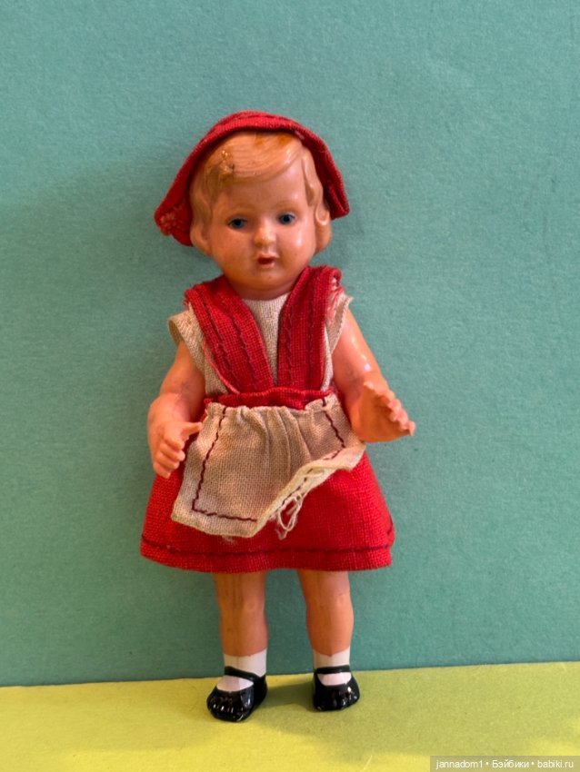 Целлулоидная куколка Minerva Красная Шапочка, высота 9 см (фото 2)