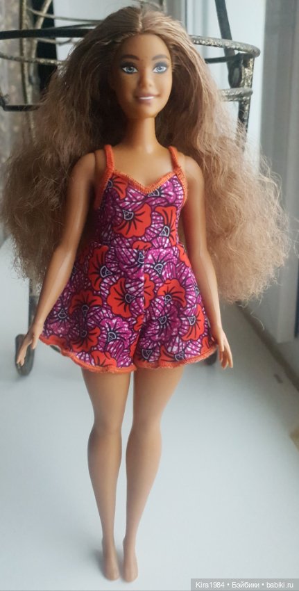 Барби фешенистас с одеждой