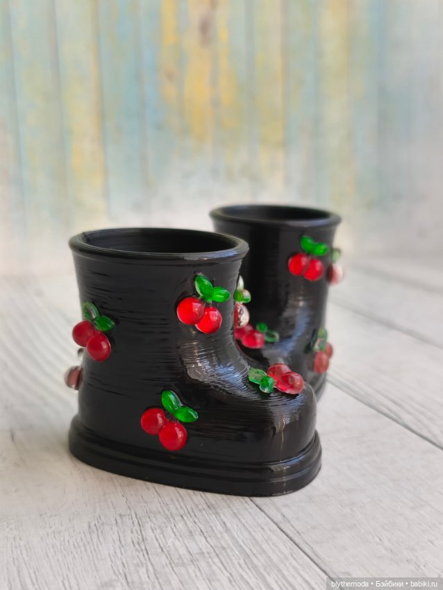 Пластиковые сапоги для куклы Мини Nines D'Onil MIA (Мия) 23 см (фото 2)