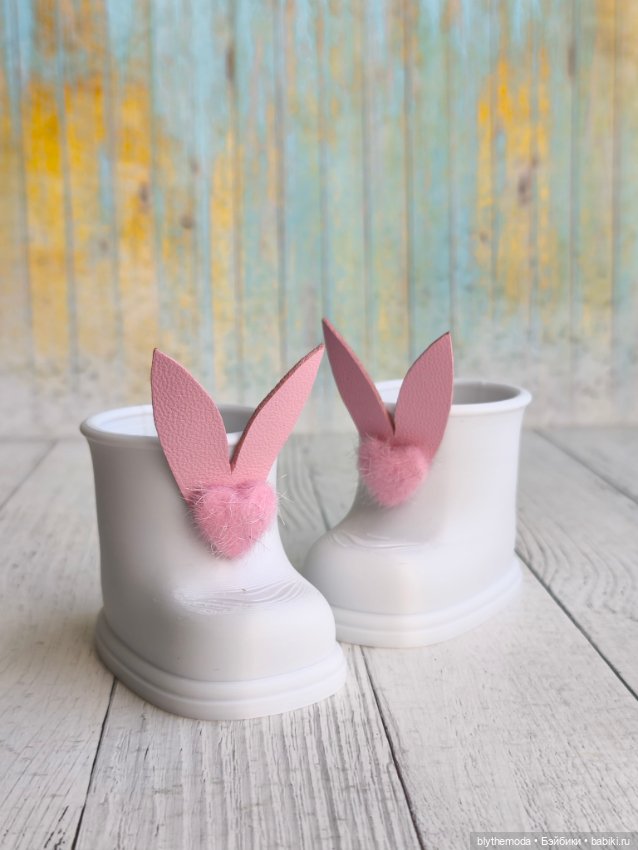 Пластиковые сапоги для куклы Nines D'Onil MIA (Мия) 30 см (фото 3)