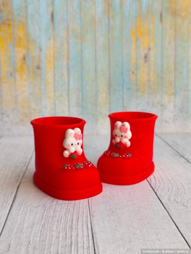 Пластиковые сапоги для куклы Nines D'Onil MIA (Мия) 30 см (фото 2)