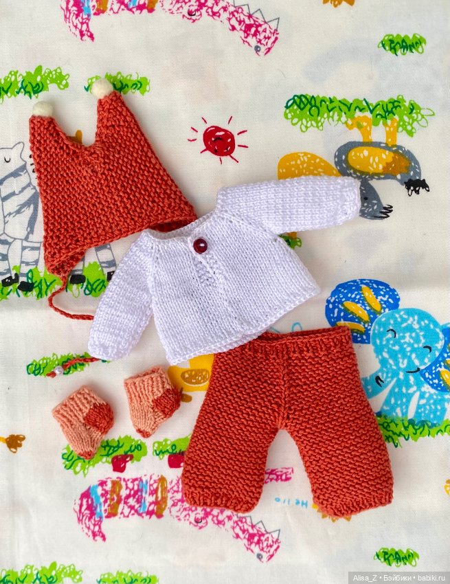 Костюм с бельчонком для мини малыша (фото 5)