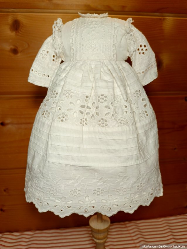 Платье на антикварную или винтажную куклу рост 28-30 см