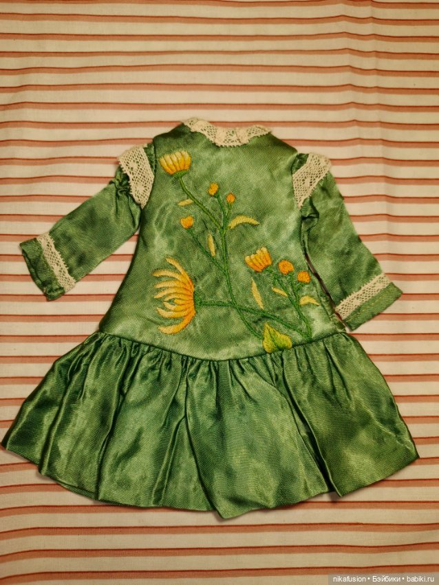 Платье шёлк на антикварную или винтажную куклу рост 28 см (фото 4)