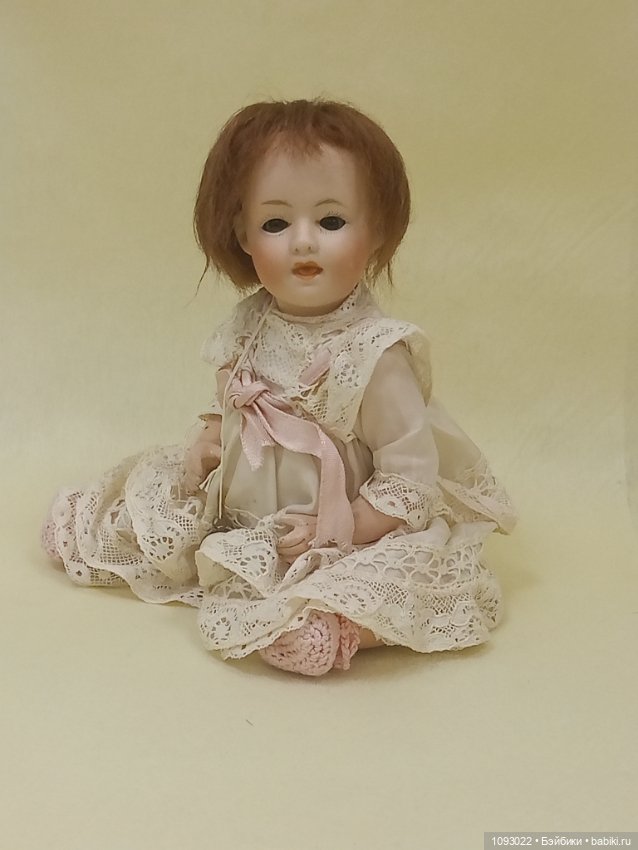 Антикварная куколка Geb. Heubach 7556